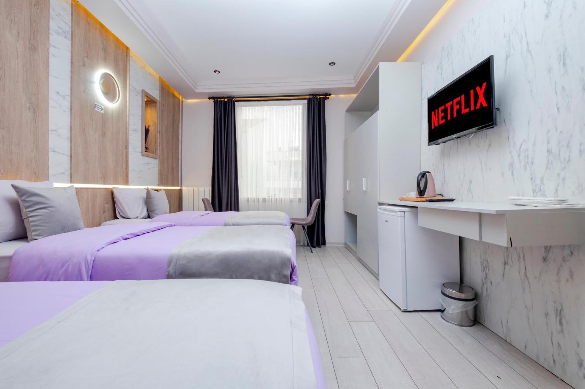 Lavender Airport Hotel Arnavutkoy Eksteriør billede
