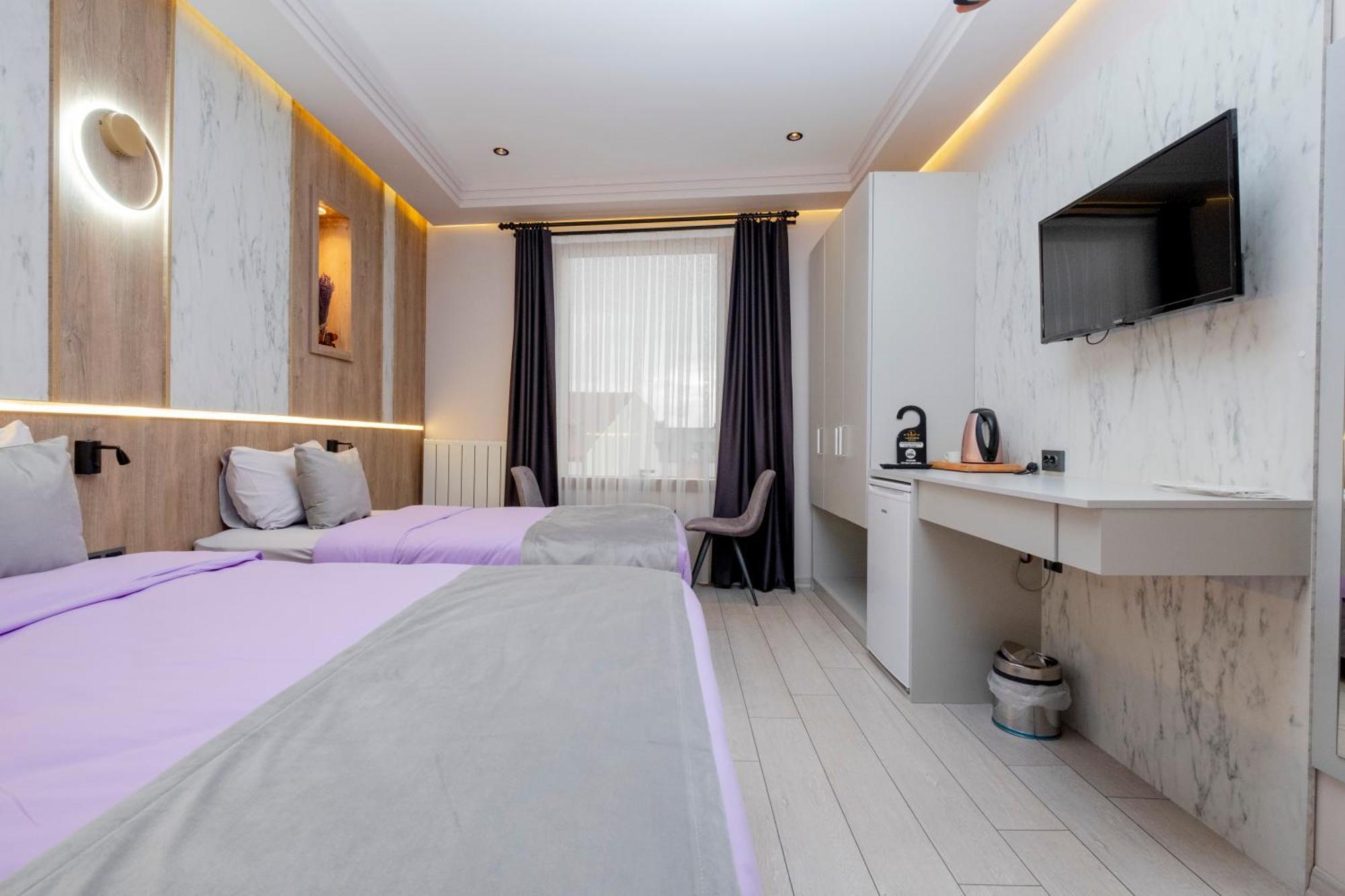 Lavender Airport Hotel Arnavutkoy Eksteriør billede