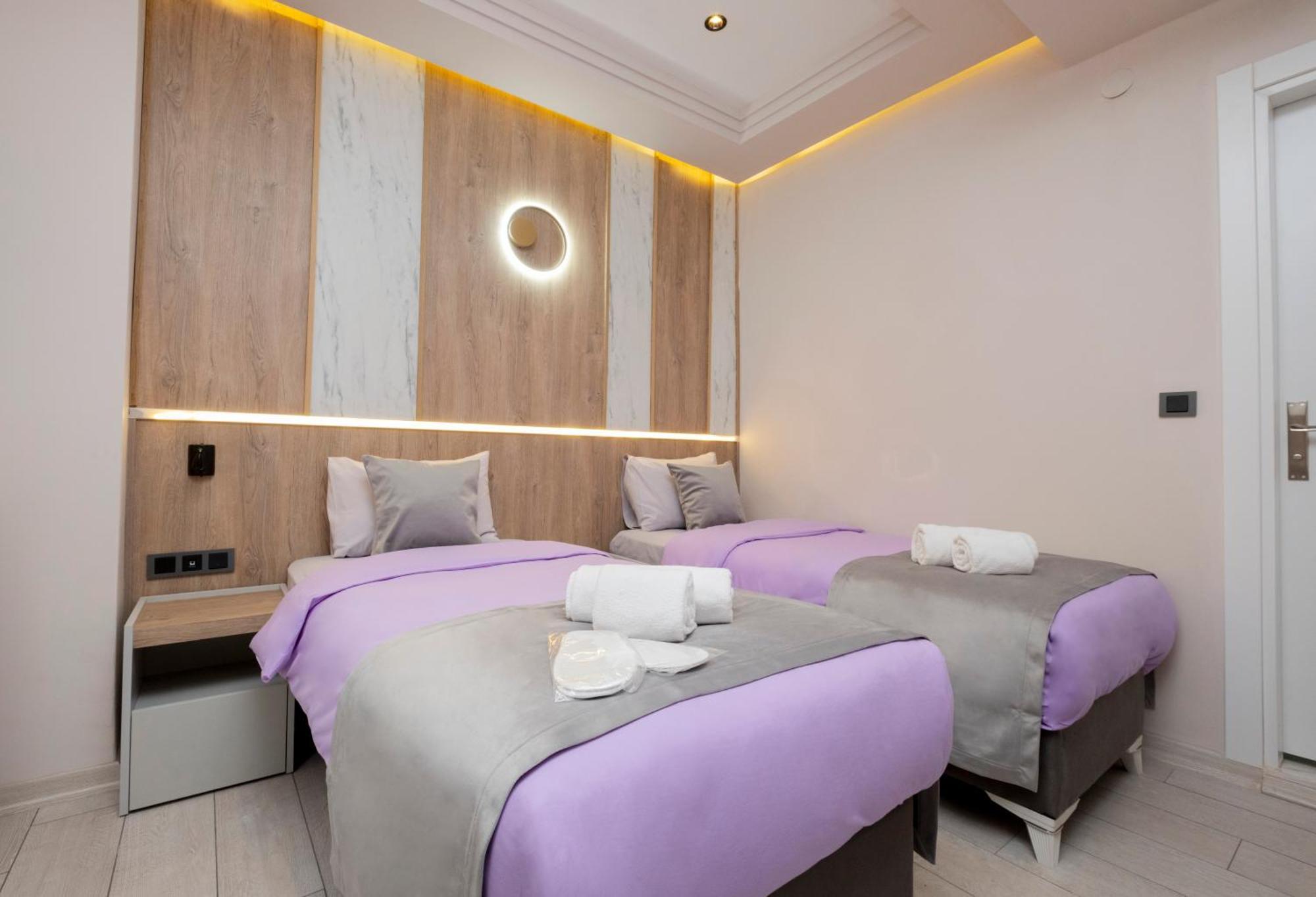 Lavender Airport Hotel Arnavutkoy Eksteriør billede